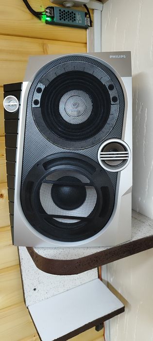 Pure Acoustics  центральна Phillips Woox пара