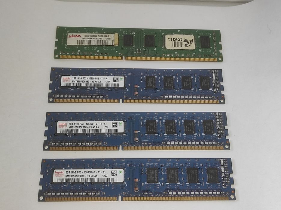 Продам оперативною пам'ять ddr3 2gb 4 шт