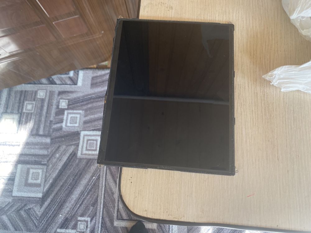 Продам экран без сенсора IPad 3 або 4