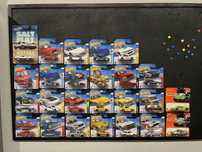 Hot wheels variados