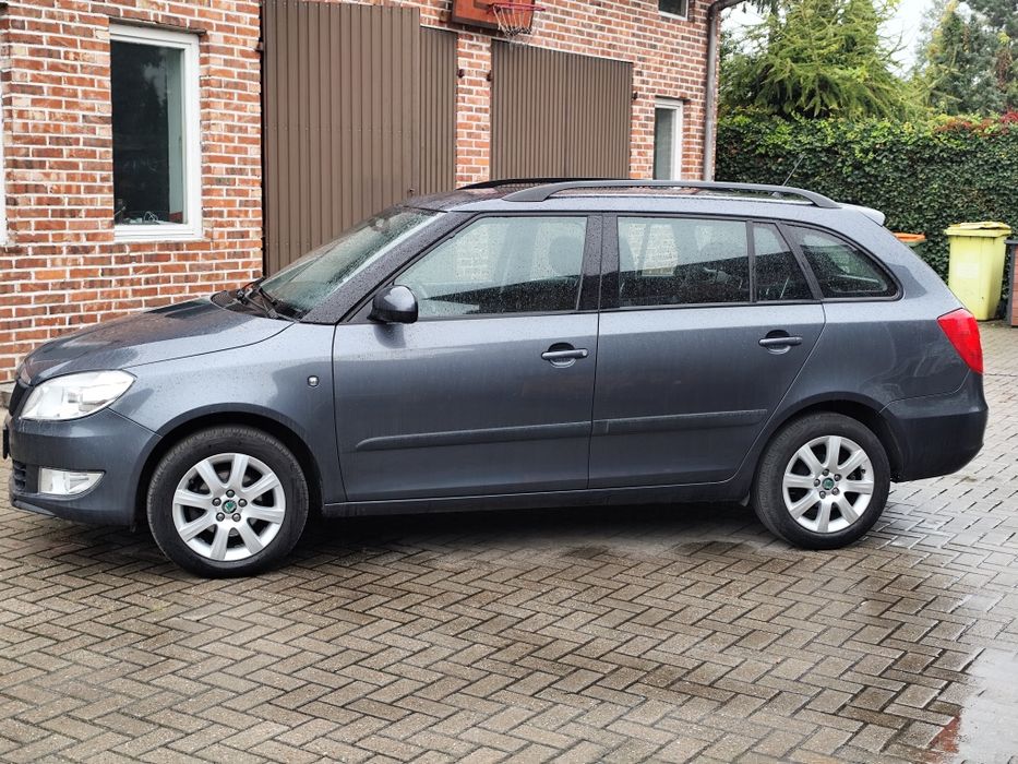Skoda Fabia kombi 1.6 TDI 2011 bogata wersja niski przebieg