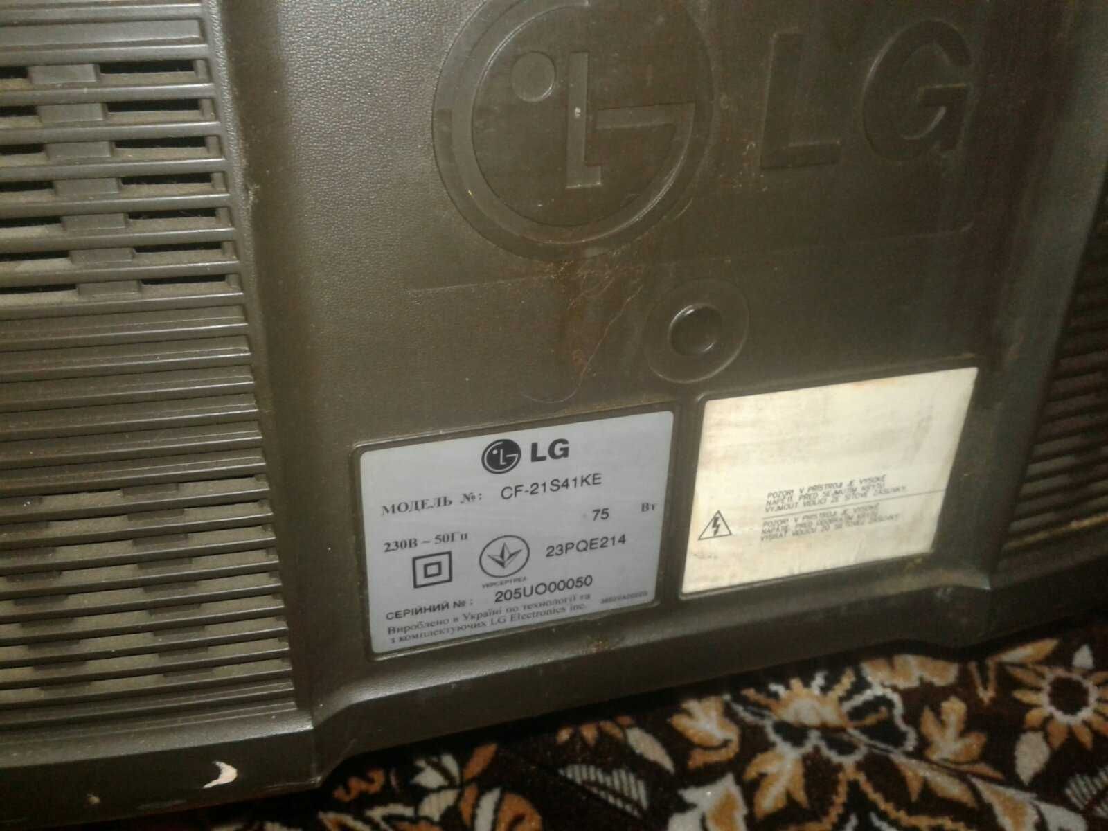 Телевизор LG CF21.