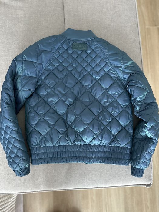Куртка Guess розмір xs