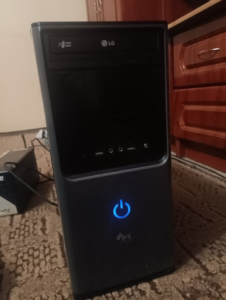Пк, монітор, блок, упс, ATlux