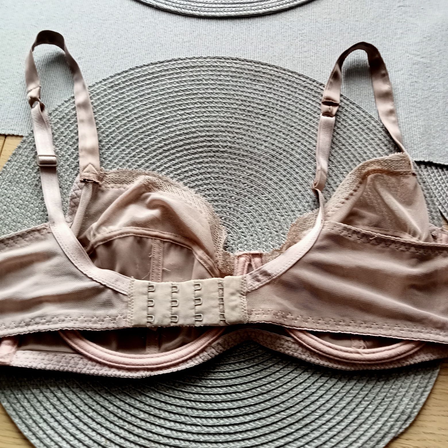 Biustonosz miękki Intimissimi 100C