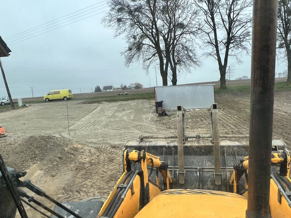 Prace ziemne transport czteroośką 20 ton  kruszywa, piasek żwir,