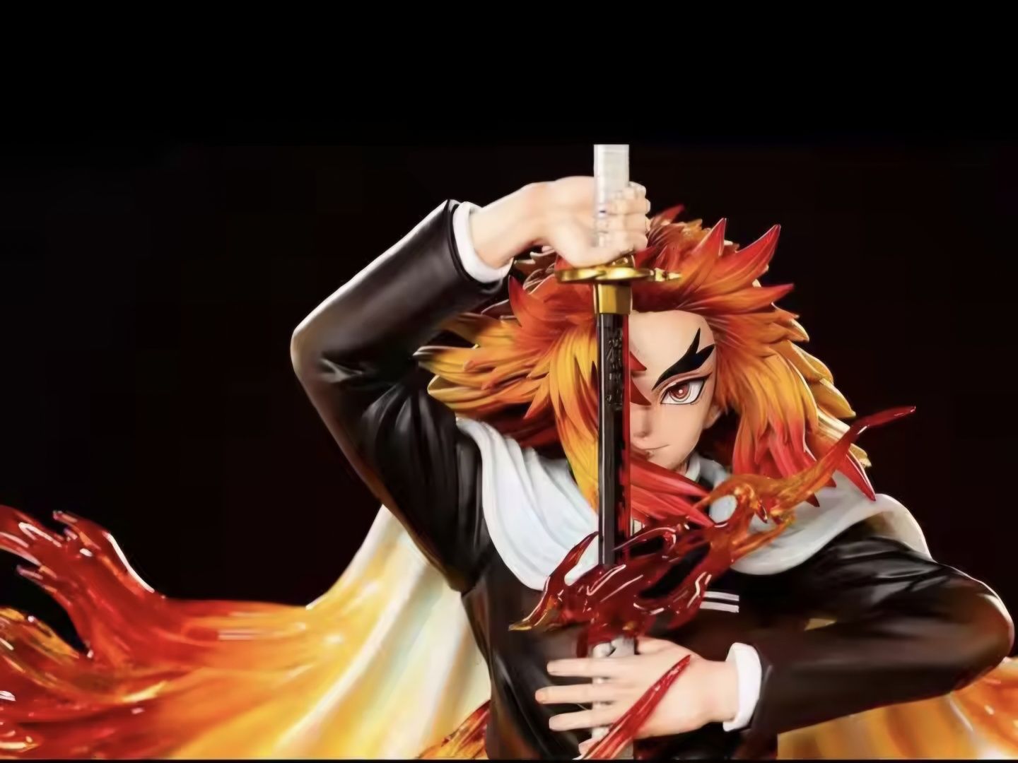Estátua do anime Demon Slayer do personagem Rengoku com 30 centímetros