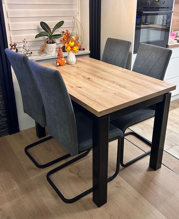 Stół rozkładany do jadalni