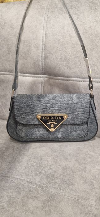 Сумка Prada,имиджевая, новая,можно на подарок! 24×14×5см