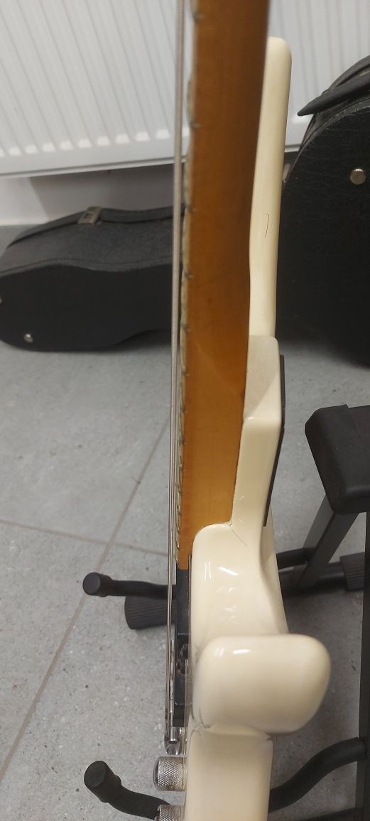 Gitara basowa 4-strunowa ZAK od Mayones