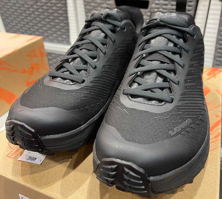 Buty Trekkingowe FORTUX GTX LOW Lowa / Czarne / Roz. 44 / Nowe