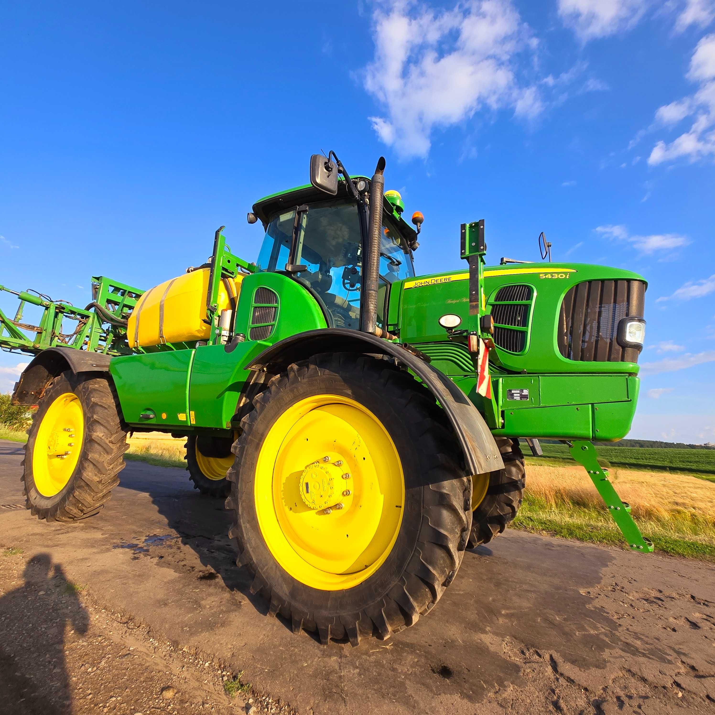 Самохідний обприскувач john deere 5430i