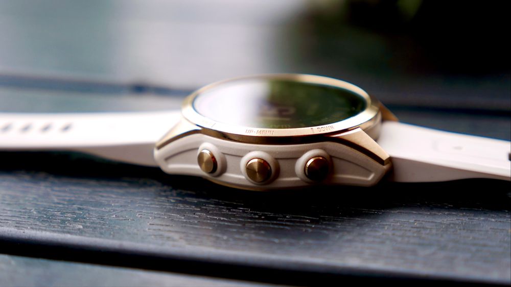 Продам Часы. Как новые Garmin fenix 7S Sapphire Solar