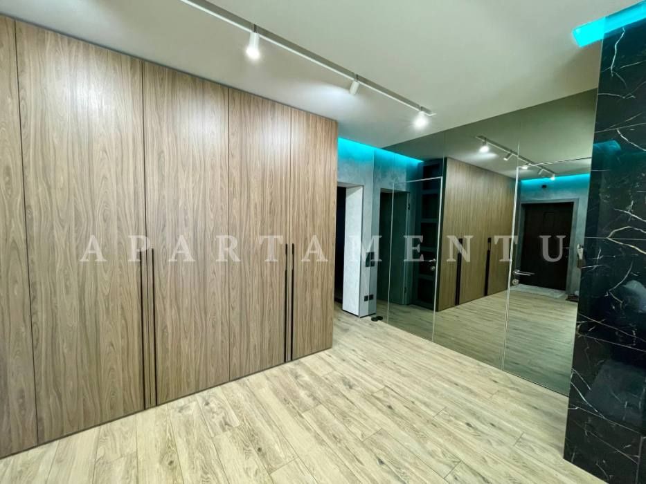 Продаж 2-во кімнатної квартири ЖК Зарічний
