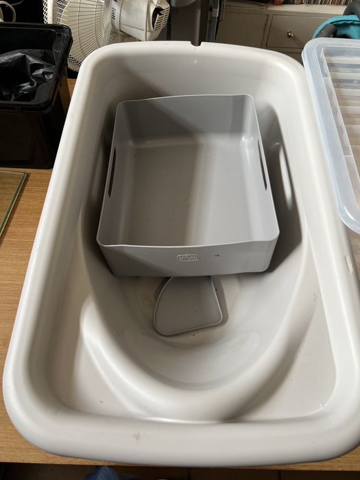 muda-fraldas/ banheira chicco