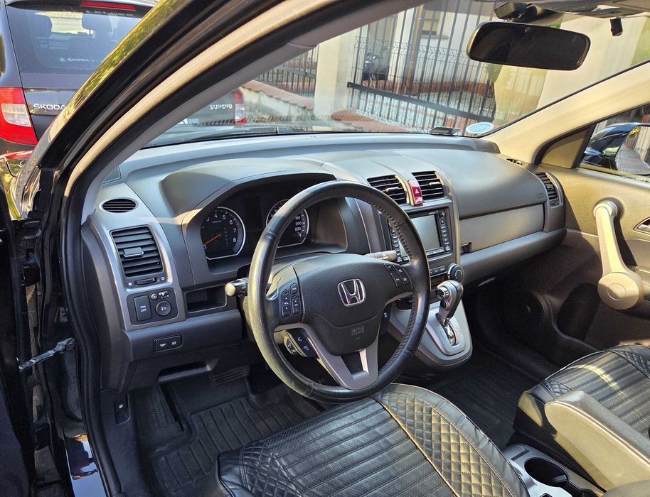 Honda CR-V 2,0 Executive  09.2007