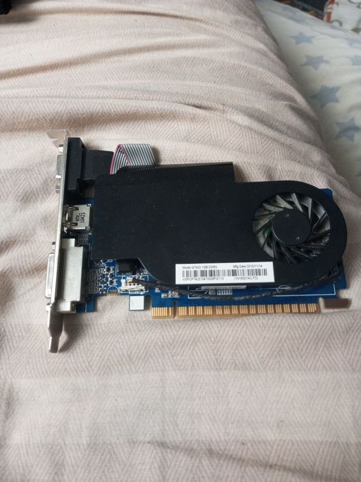 Відеокарта GT420 1GB