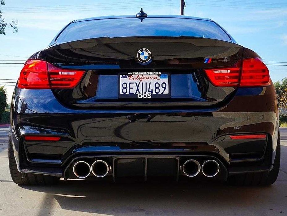 диффузор заднего бампера BMW F80 M3 F82 M4 карбон накладка V Style