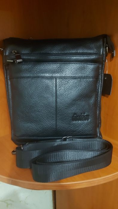 Чоловіча шкіряна сумка через плече