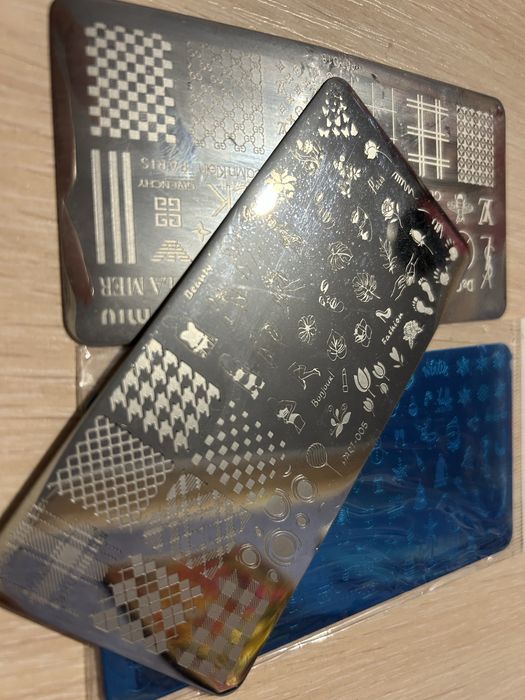 Матеріали для манікюру.