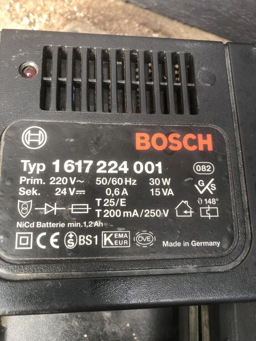 Перфератор бездротовий Бош 24