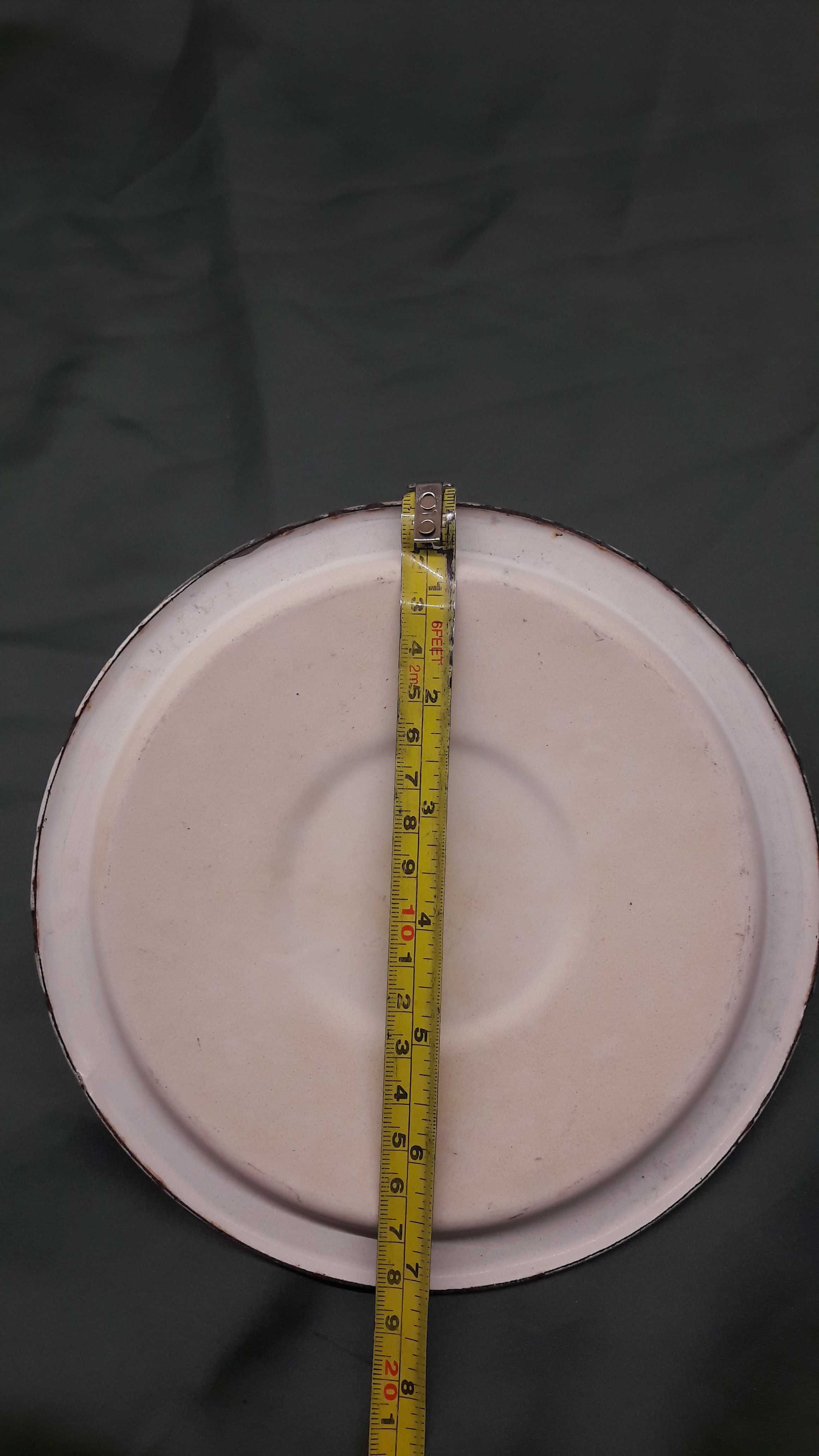 Pokrywka emaliowana 18 cm biała