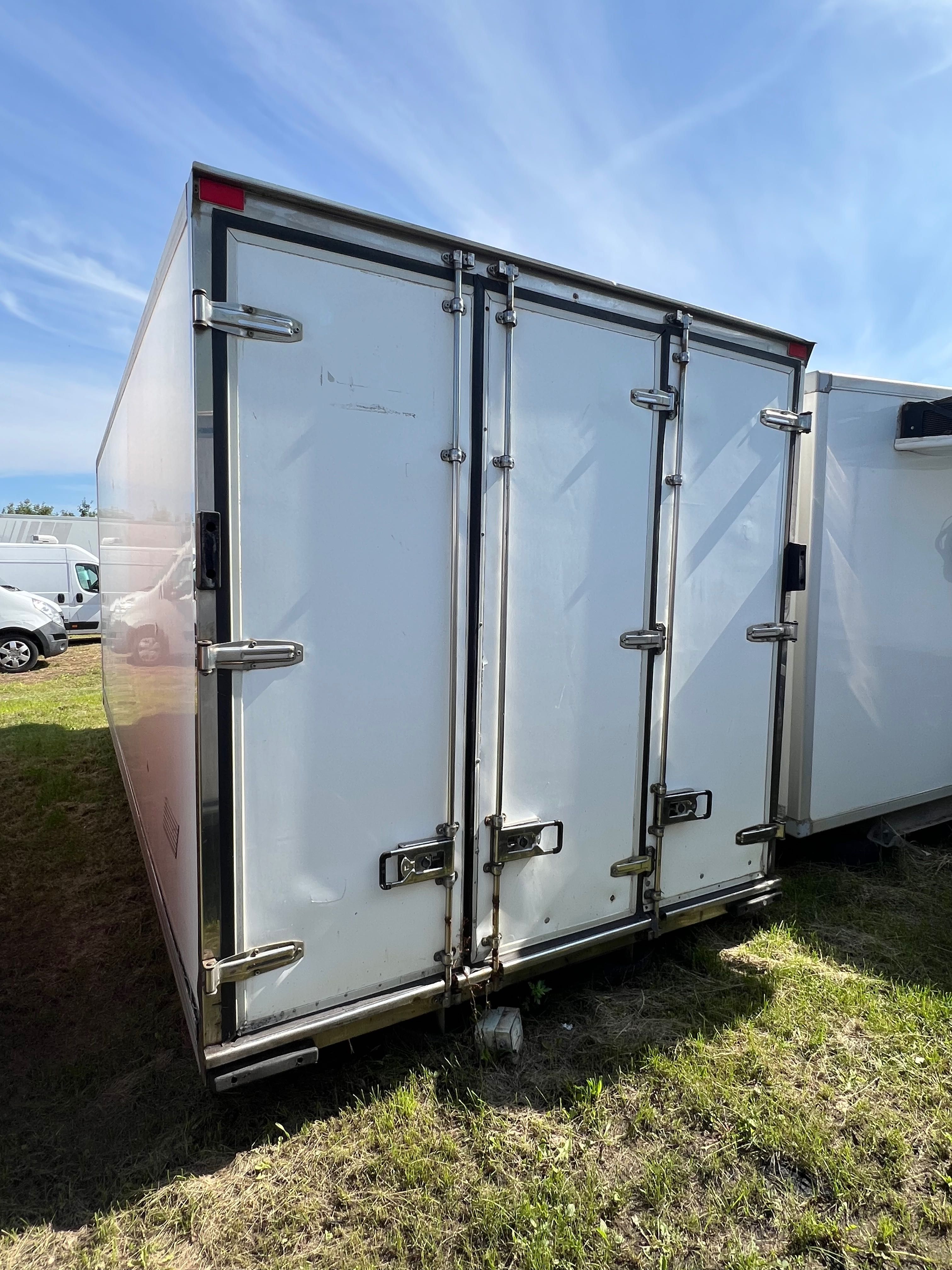 Kontener chłodnicy Agregat Carrier Xarios 500 (170)