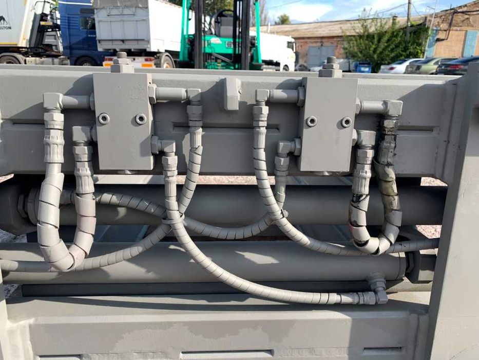 Захват бічний для ТЮКів. Розкриття лап 180 см, мінімальне 50 см.