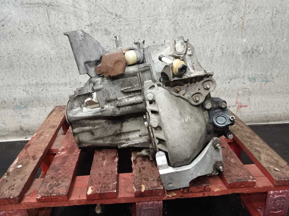 Caixa de velocidades Citroen C4/C5/ Peugeot 407 2.0hdi (ref.: 20MB02)