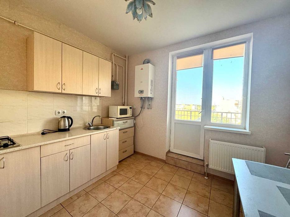 Здається затишна 1-кімнатна квартира в ЖК «7 Небо»