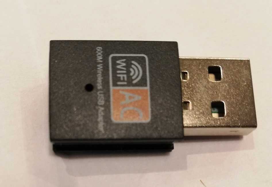 Karta WiFi dual band 5Ghz & 2.4Ghz 600Mbps USB