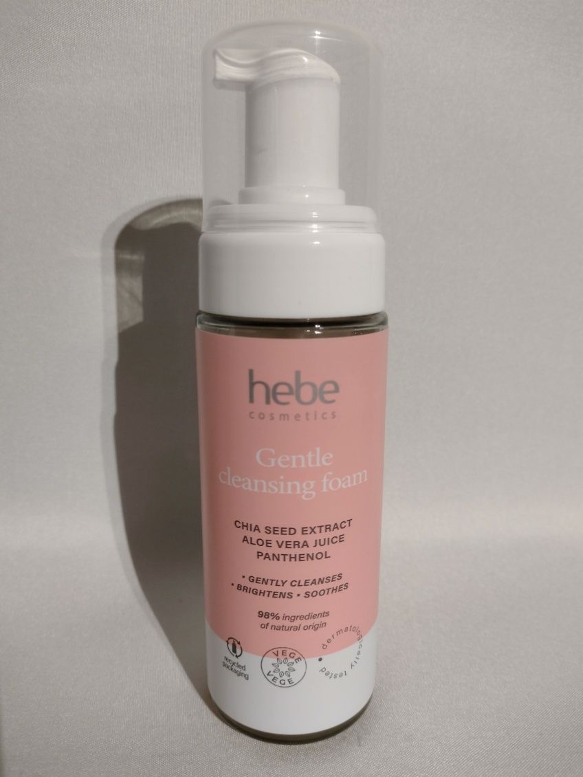 Hebe Cosmetics łagodna pianka oczyszczająca do twarzy 150 ml