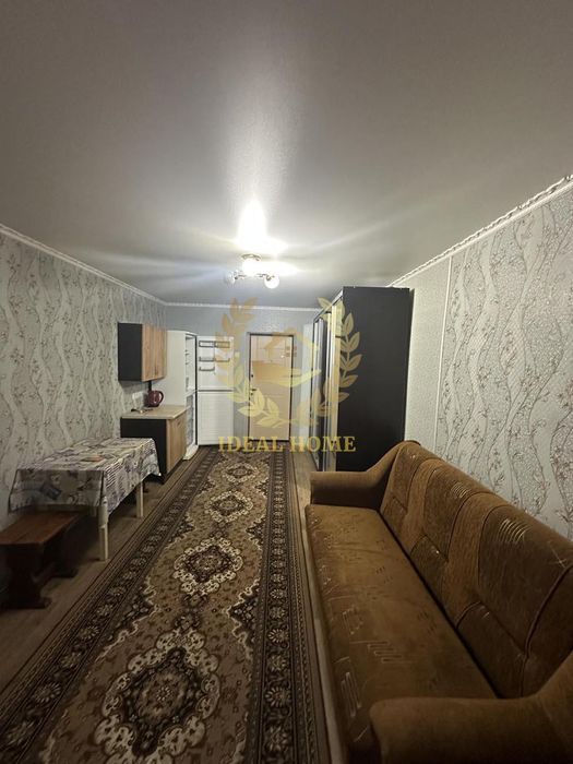 Продаж кімнати, Пріорка Правий берег