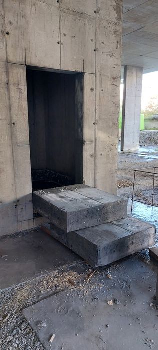 Алмазна різка дверного віконного сходового отвору Демонтаж бетону