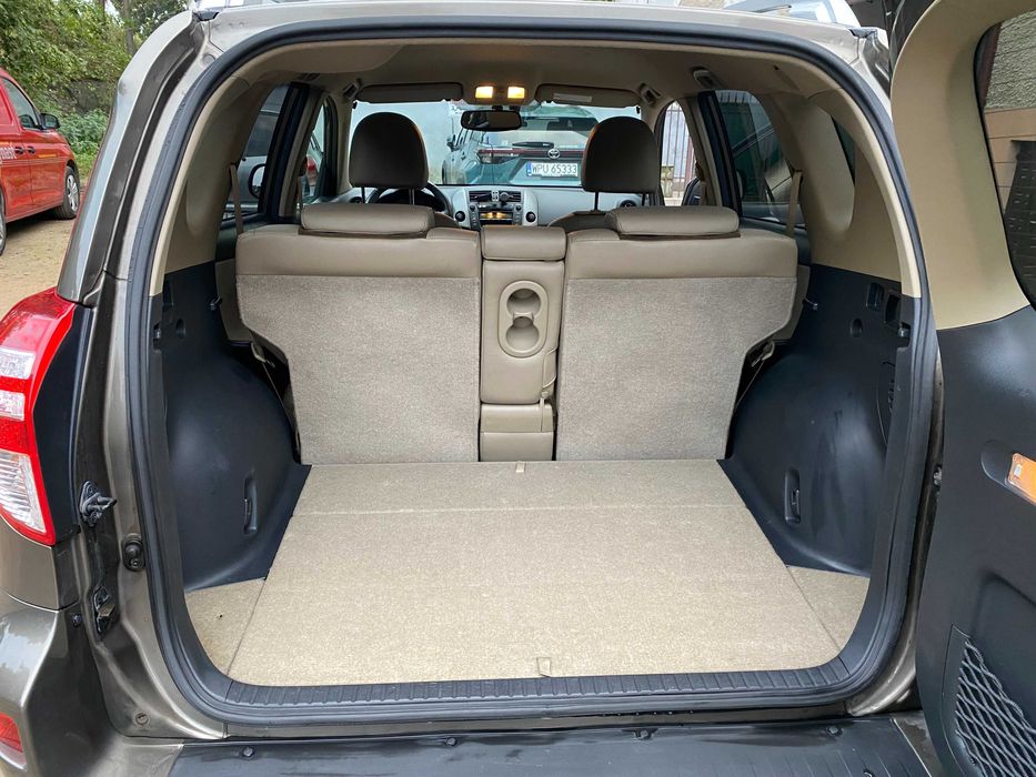 TOYOTA RAV4 III, 2.2 D4D, 4X4, Salon Polska, Garażowany