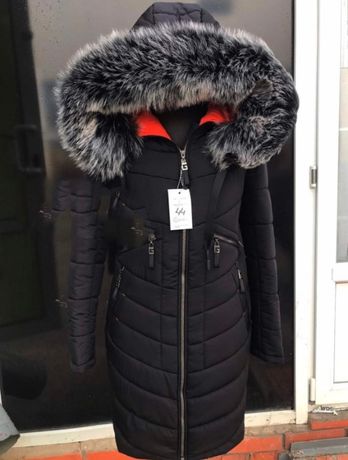 Женская зимняя курточка 56 размера