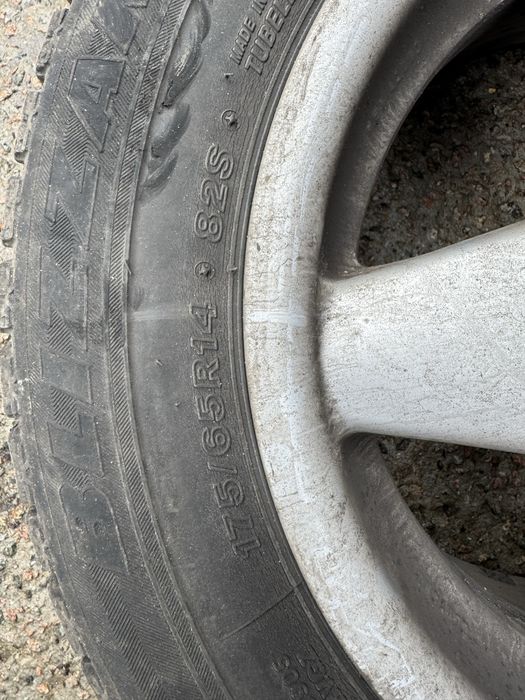 Диски з резиною vw,skoda 5/100R14