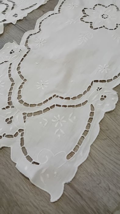 Panos de quarto bordados à máquina