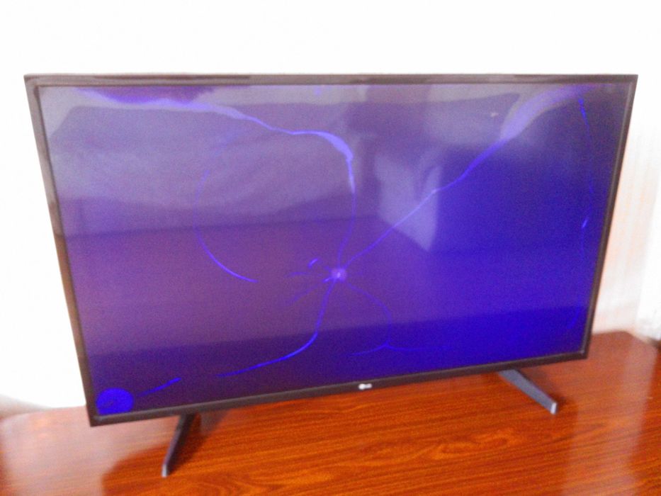 телевізор LG43 на запчастини
