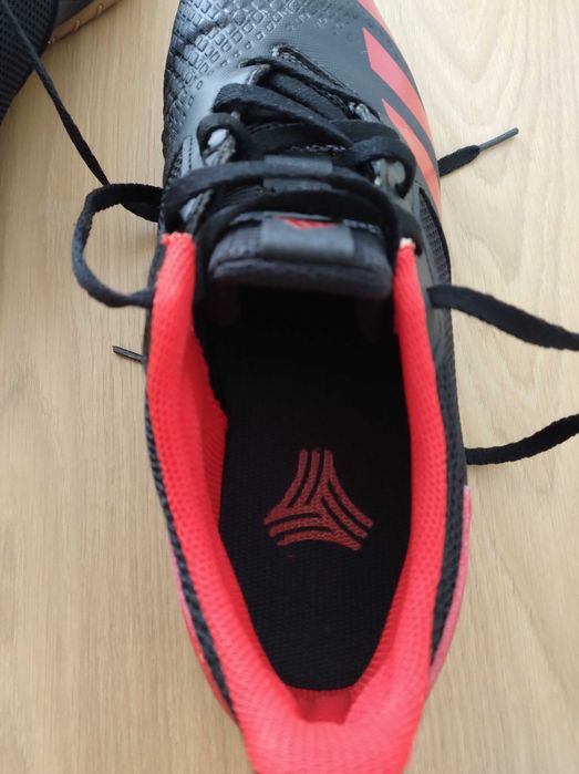 Buty halowe Adidas Predator rozmiar 43