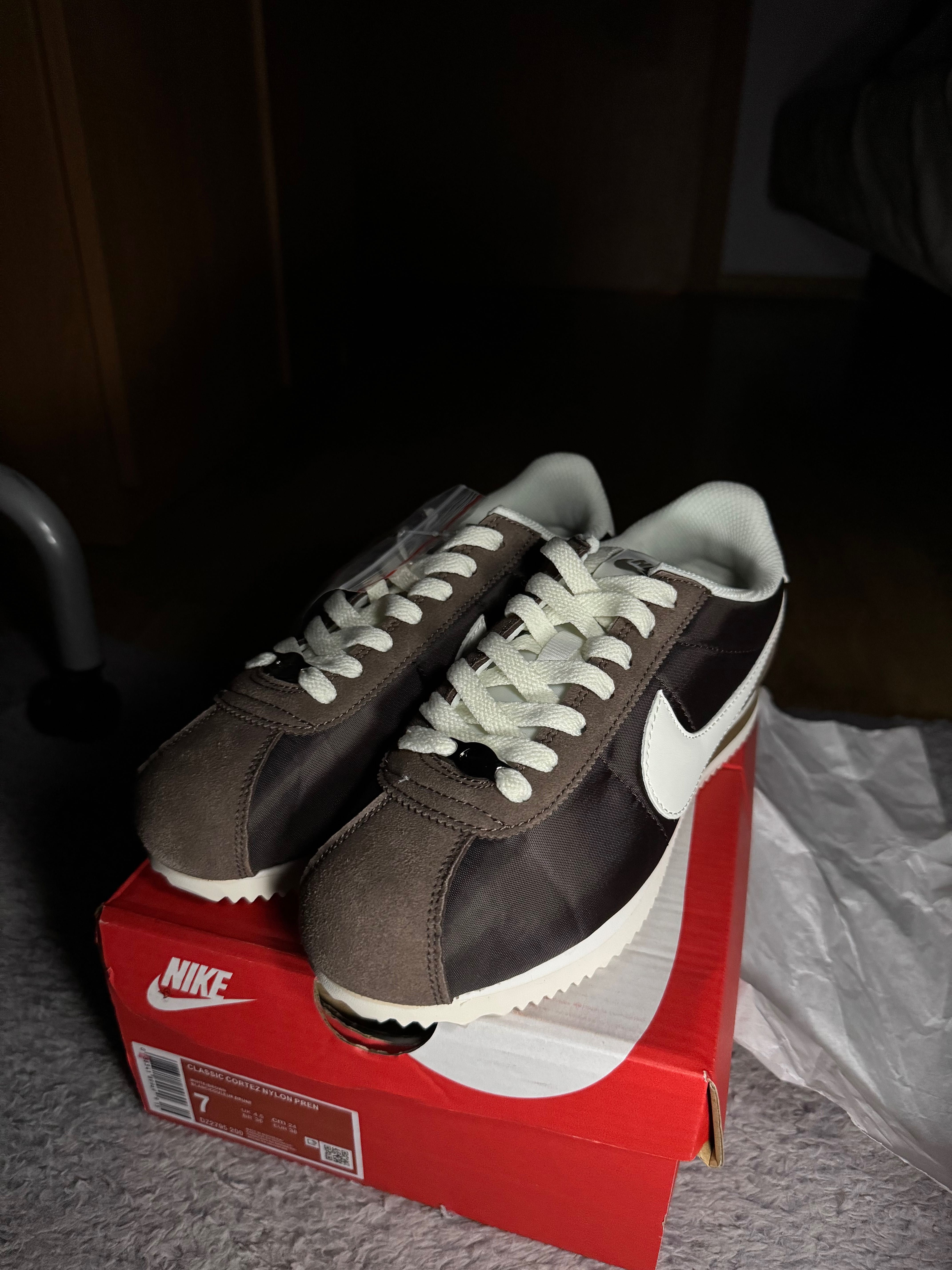 Nike Cortez brązowy