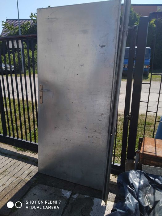 Drzwi ocynk budowlane + futryny