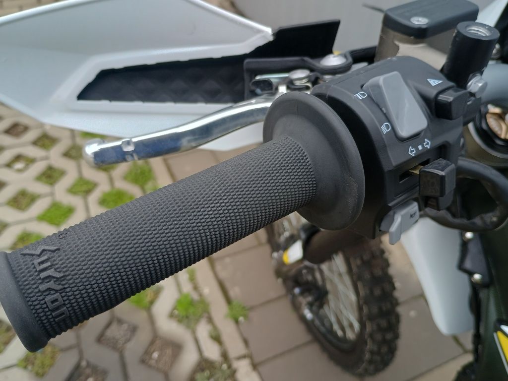Surron ultra bee