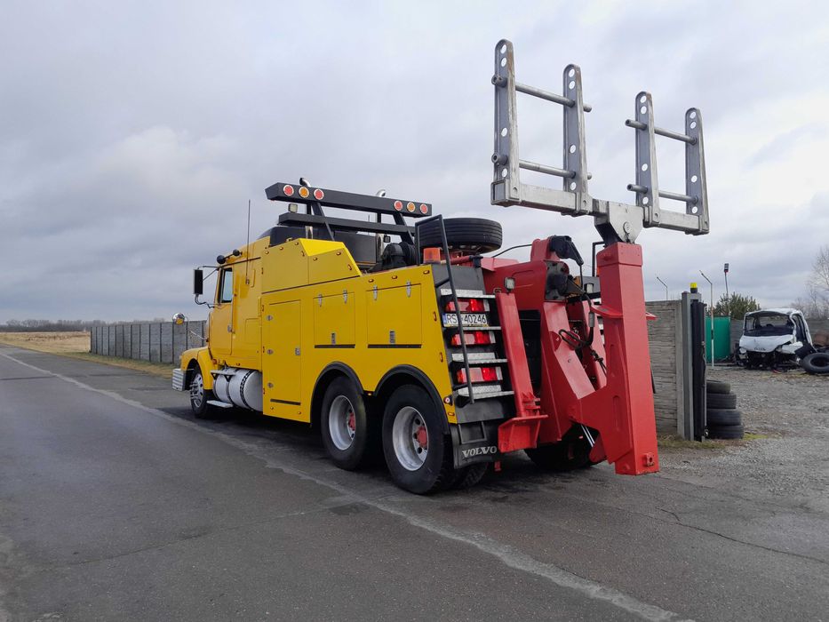 Pomoc Drogowa TIR holowanie cieżarowych S19 S74 S77 Stalowa Wola