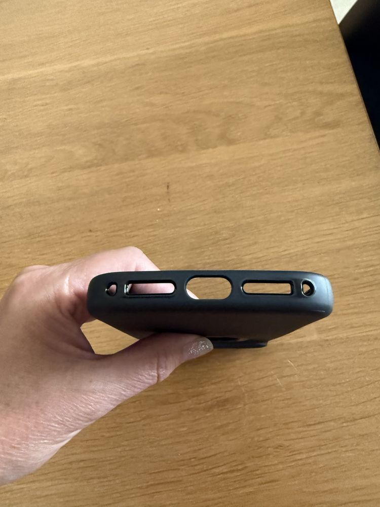 Capa Quad Lock para iPhone 16 Pro Max, como nova (uasad 2 vezes)