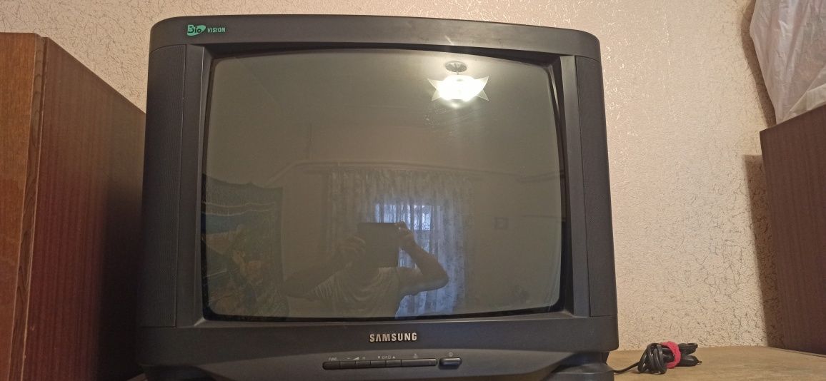 Продам телевізор Самсунг