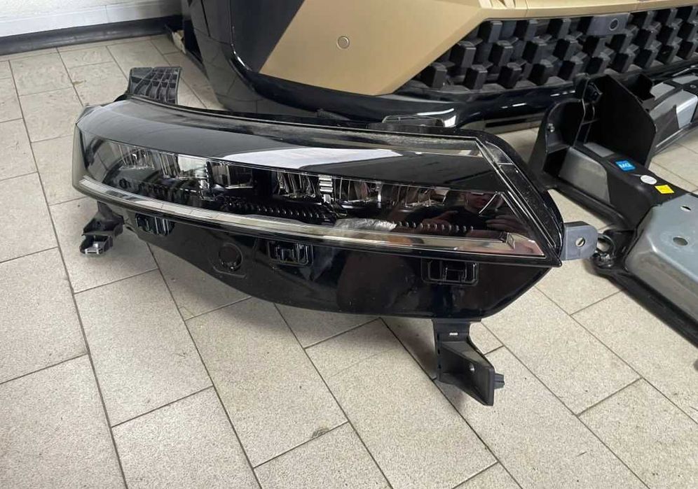 Бампер Renault Megane V Розборка Рено Меган 5 Запчастини Четверть