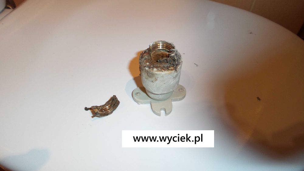 Żywiec. Wyciek wody + naprawa + osuszanie. Bezgotówkowo