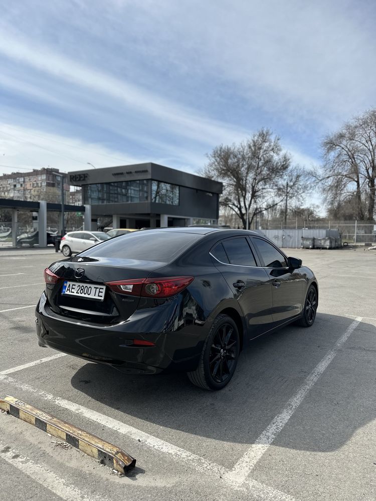 Mazda 3 Grand Touring