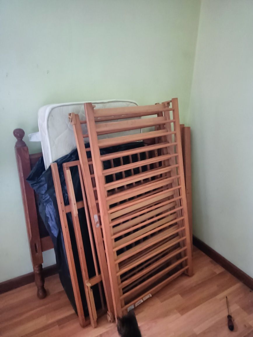 Cama solteiro e Berço